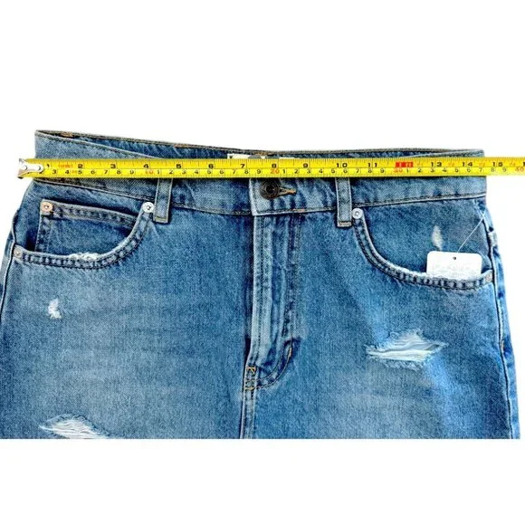 NWT FREE PEOPLE( We THE FREE) Mid Rise Distressed Pockets Denim Skirt Size 4 - Picture 5 of 8